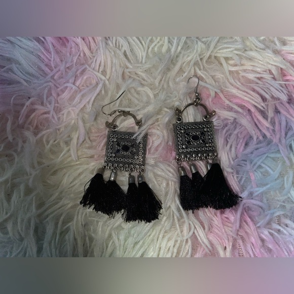 Boho Black Tassel Earrings with box and dust bag - Picture 4 of 7
